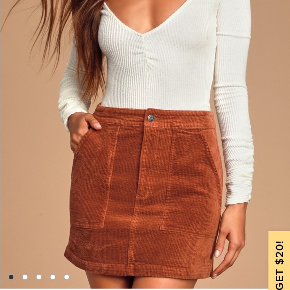 Lulu’s Edinburgh rust brown/tan corduroy skirt